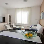 Mirela Apartment Mimice